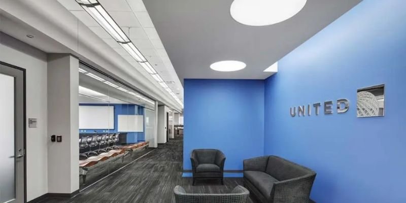 United Airlines Corporate Office, Headquarter